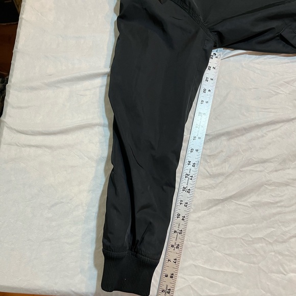 Womens oldnavy Bomber jacket size large in great condition black - Picture 8 of 8